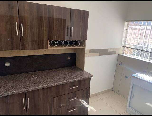 2 bed property to rent in TURFFONTEIN